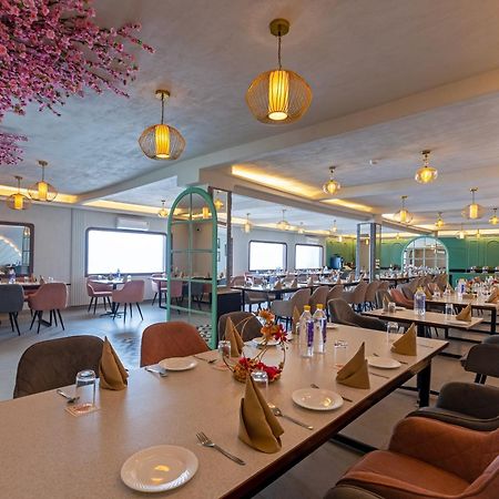 Aapno Ghar Resort & Amusement Park Γκουργκάον Εξωτερικό φωτογραφία