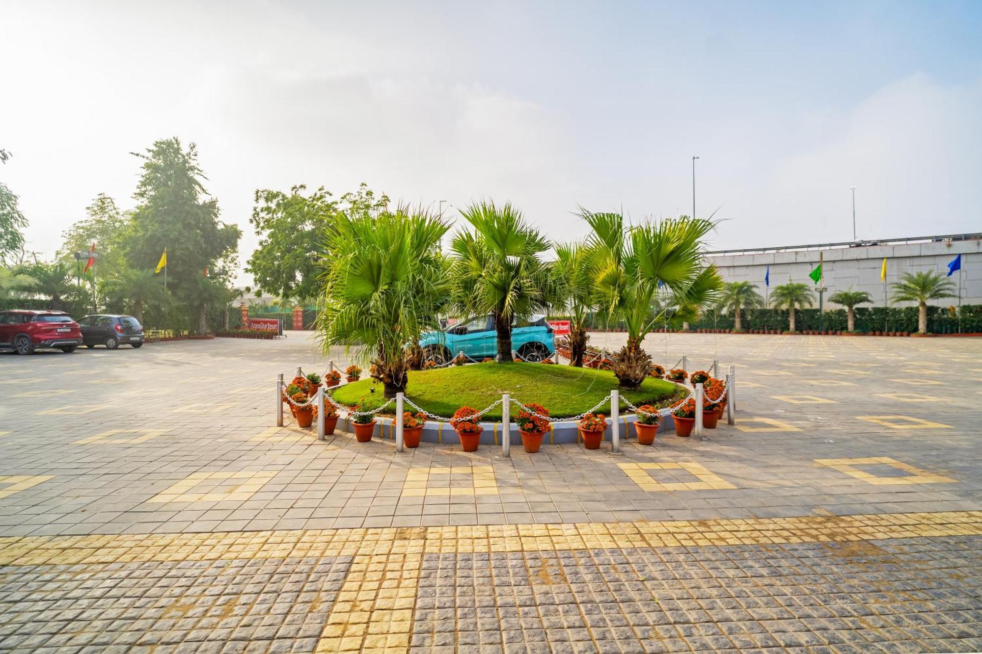 Aapno Ghar Resort & Amusement Park Γκουργκάον Εξωτερικό φωτογραφία